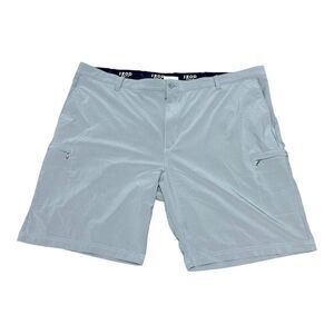 IZOD Golf Mens Cargo Shorts Sz 48 Light Blue Gray Polyester Blend Atheltic Sport